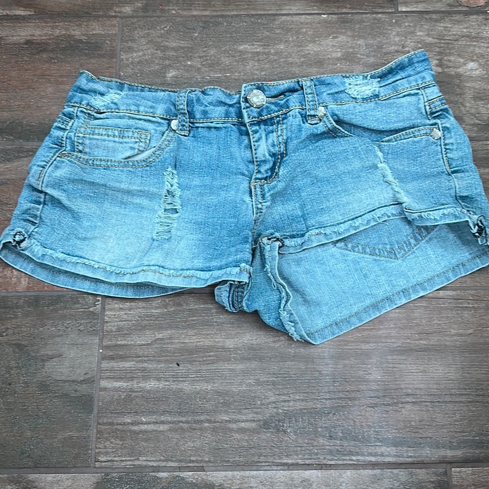 Eighty Eight jean shorts size 5 juniors